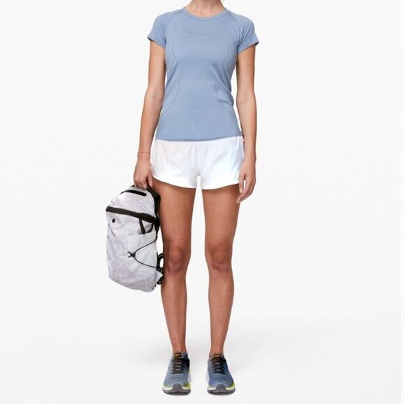 Lululemon Hotty Hot Shorts - Picture 2 of 12